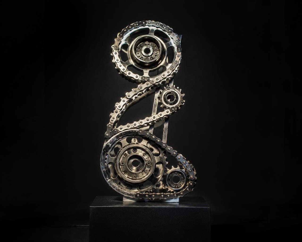 One-off customized showpiece assembled from mechanical parts